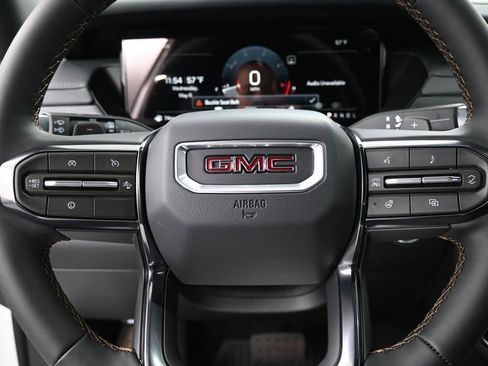 New 2026 GMC Acadia AT4 w/ Luxury Package AWD/4WD image 30
