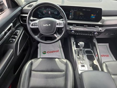 Used 2025 Kia Telluride S AWD/4WD image 14