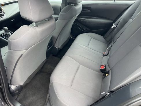 Used 2022 Toyota Corolla LE image 25
