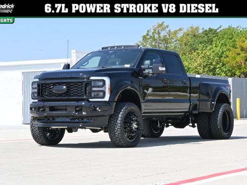 Used 2026 Ford F450 Platinum w/ FX4 Off-Road Package AWD/4WD image 6