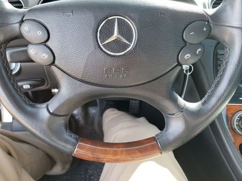 Used 2007 Mercedes-Benz SL 550 w/ Premium Pkg I image 11