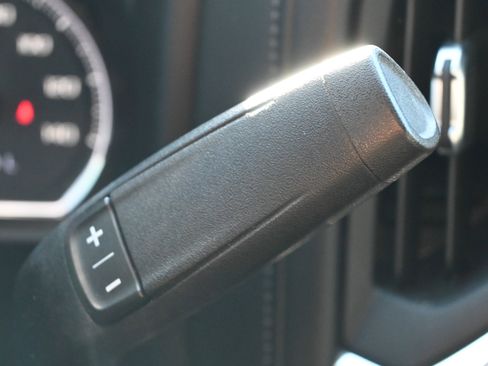 Used 2020 Chevrolet Silverado 1500 RST image 27