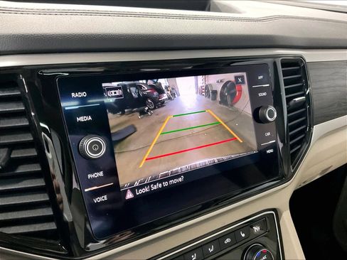 Used 2022 Volkswagen Atlas SE image 27