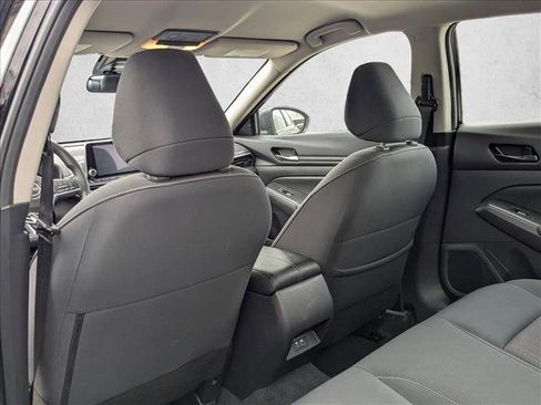 Used 2025 Nissan Altima 2.5 SV image 19