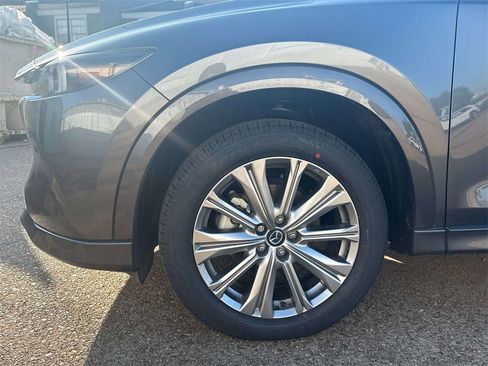 Used 2024 MAZDA CX-5 Carbon Edition image 5