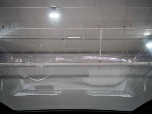 Used 2025 BMW 740i w/ Premium Package RWD image 11