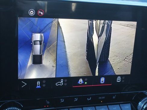 New 2026 GMC Canyon Elevation w/ Convenience Package image 45