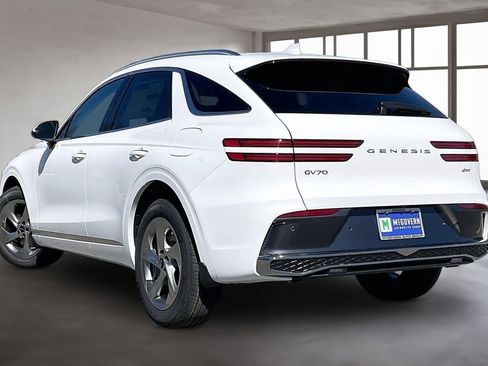 New 2026 Genesis GV70 2.5T Select AWD/4WD image 3