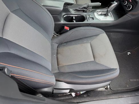 Used 2023 Subaru Crosstrek 2.0i Premium AWD/4WD image 16