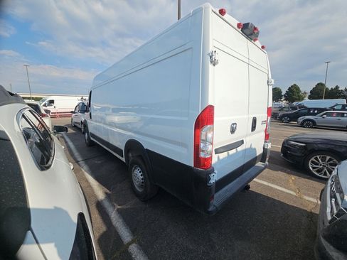 Used 2025 RAM ProMaster 3500 w/ Convenience Group FWD image 4