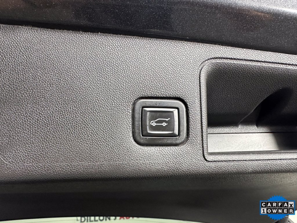 Used 2020 GMC Terrain Denali w/ GMC Pro Grade Package AWD/4WD image 7