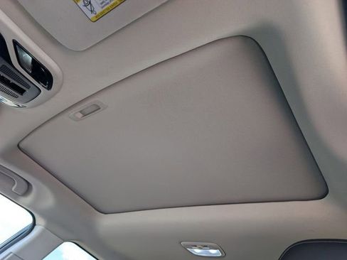 Used 2023 Subaru Outback Touring XT image 15