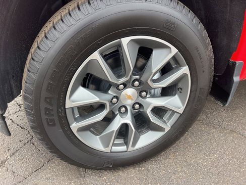 New 2026 Chevrolet Silverado 1500 LT image 3