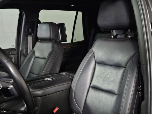 Used 2021 Chevrolet Tahoe Z71 w/ Rear Media and Nav Package image 24