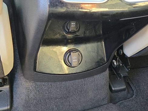 Used 2024 Kia Sorento SX FWD image 17