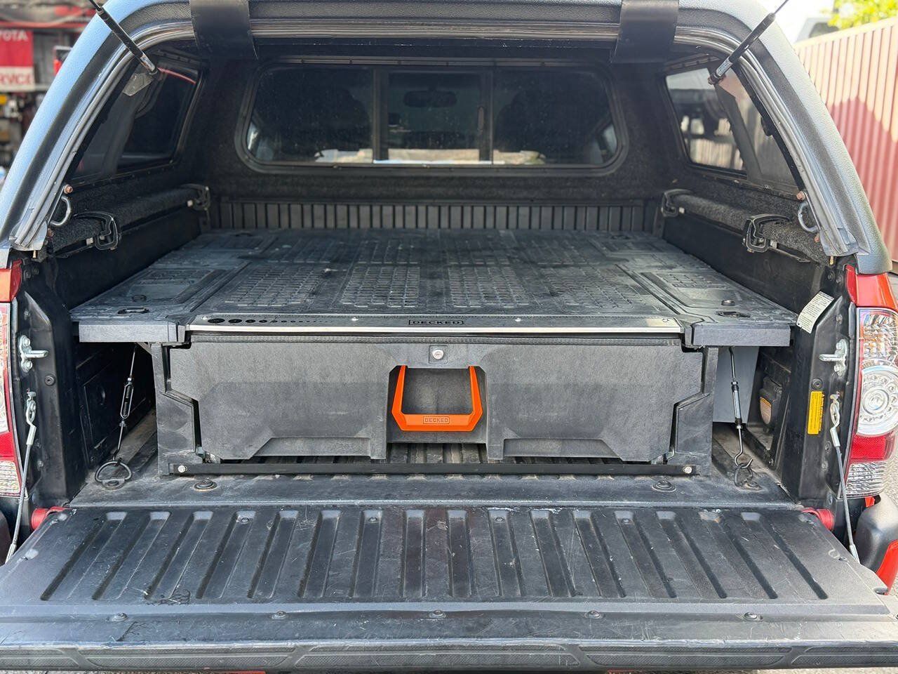Used 2015 Toyota Tacoma TRD Pro w/ Off Road Towing Package AWD/4WD image 59