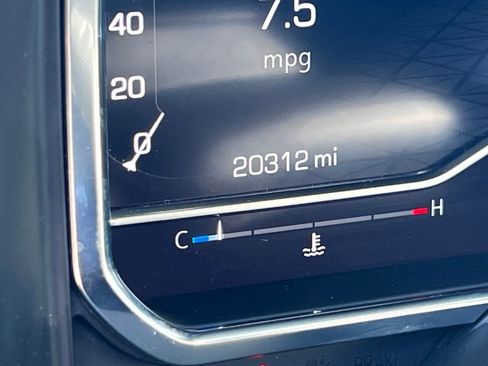 Used 2025 GMC Sierra 2500 AT4 image 23