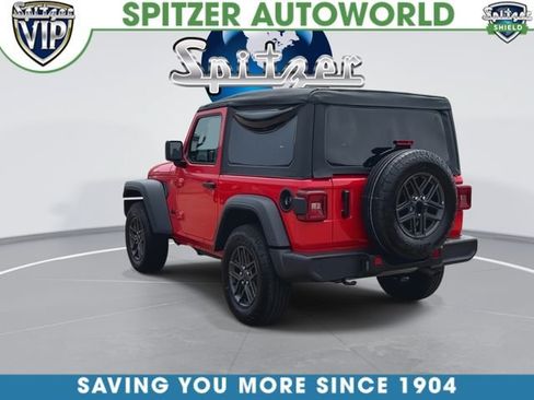 Used 2025 Jeep Wrangler Sport AWD/4WD image 7