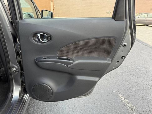 Used 2018 Nissan Versa Note SR image 21