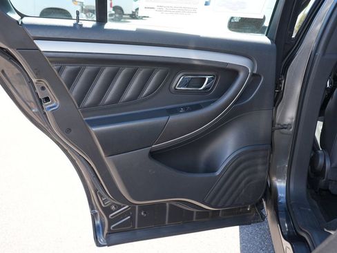Used 2015 Ford Taurus SEL FWD image 18