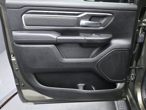 Used 2020 RAM 1500 Big Horn AWD/4WD image 13