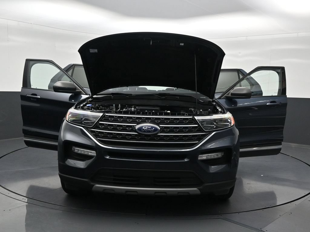 Used 2022 Ford Explorer XLT w/ Equipment Group 202A RWD image 31