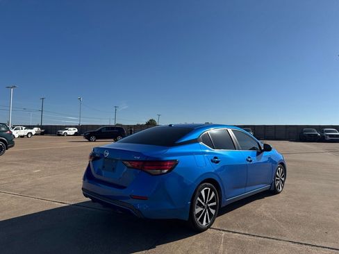 Used 2023 Nissan Sentra SV w/ SV Premium Package FWD image 20