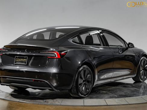 Used 2024 Tesla Model 3 Standard Range RWD image 9