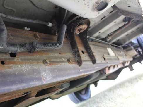 Used 2009 Chevrolet Express 2500 image 12