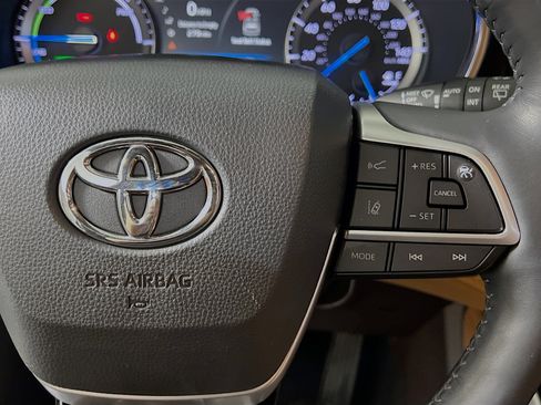 Used 2022 Toyota Highlander Platinum image 20