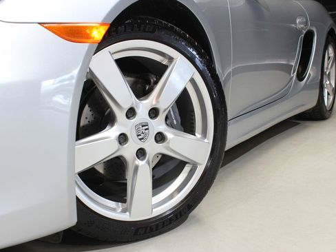 Used 2015 Porsche Cayman RWD image 24