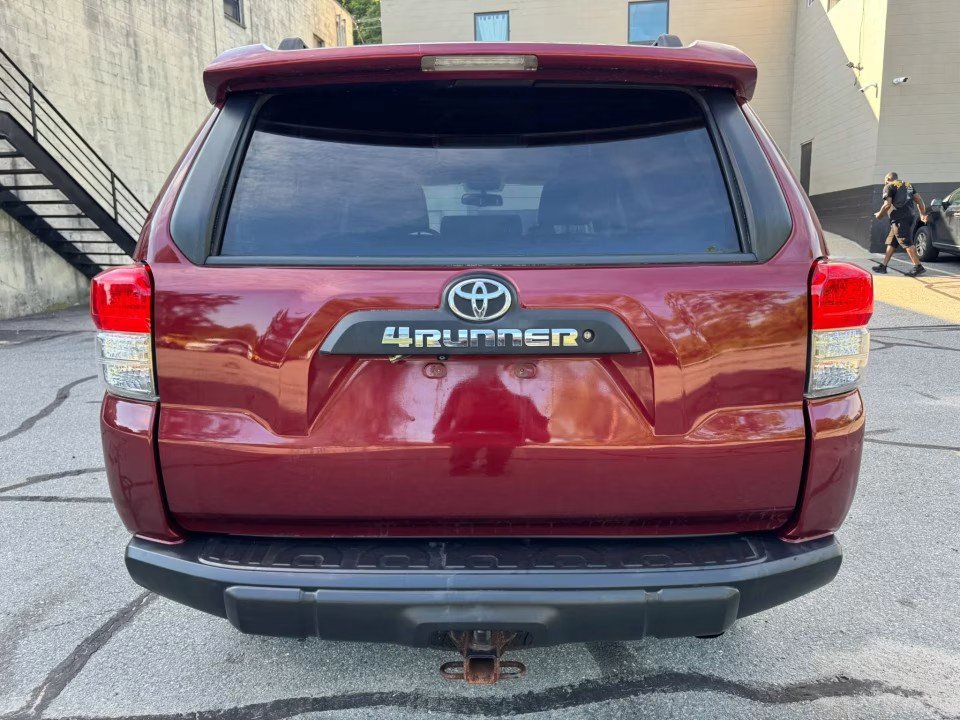 Used 2013 Toyota 4Runner Trail AWD/4WD image 7