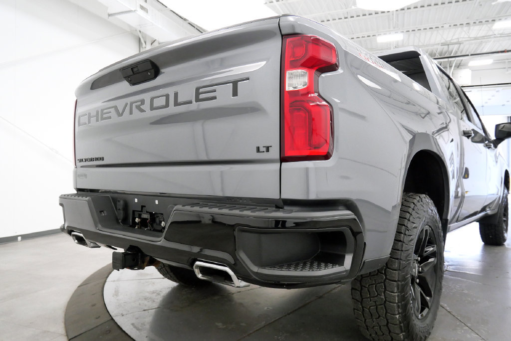 Used 2021 Chevrolet Silverado 1500 LT Trail Boss w/ Bed Protection Package AWD/4WD image 34