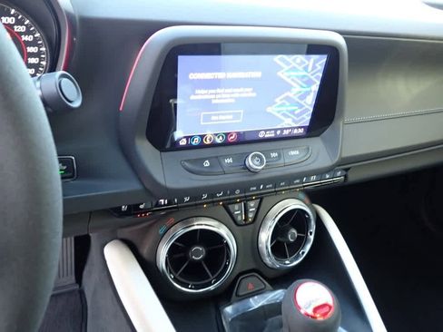 Certified 2022 Chevrolet Camaro SS image 12