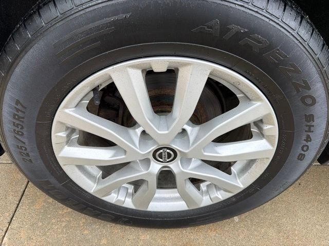 Used 2018 Nissan Rogue SV w/ Premium Package AWD/4WD image 7