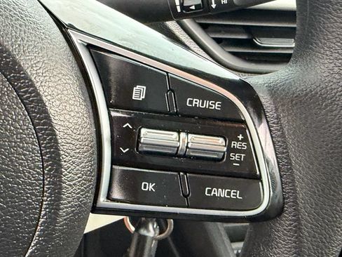 Used 2019 Kia Forte LXS FWD image 24