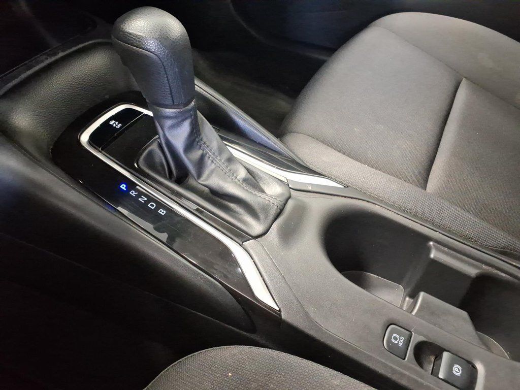 Used 2023 Toyota Corolla LE FWD image 16