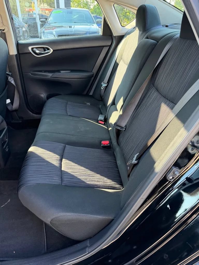 Used 2019 Nissan Sentra SV w/ Special Edition Package FWD image 20