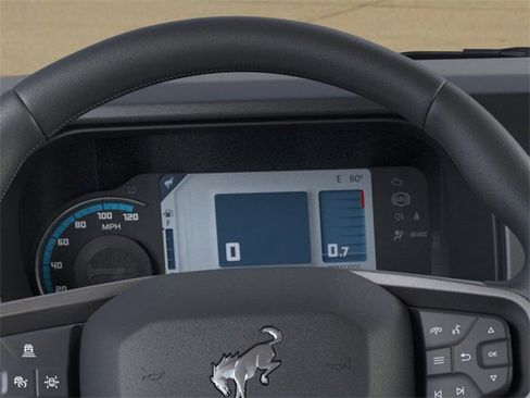 New 2025 Ford Bronco Badlands image 13