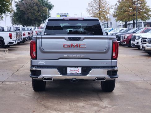Used 2023 GMC Sierra 1500 SLT image 6