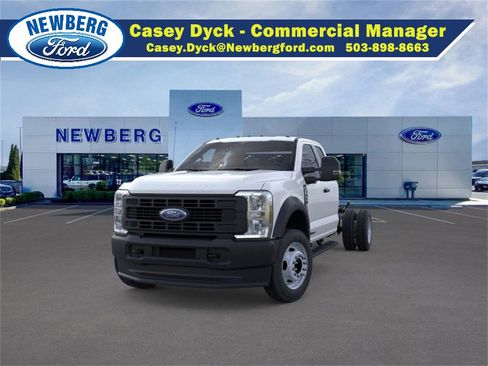 New 2025 Ford F450 XL image 4