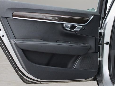 Used 2018 Volvo S90 T6 Momentum w/ Convenience Package AWD/4WD image 24