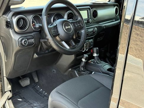 Used 2021 Jeep Wrangler Unlimited Sport AWD/4WD image 7