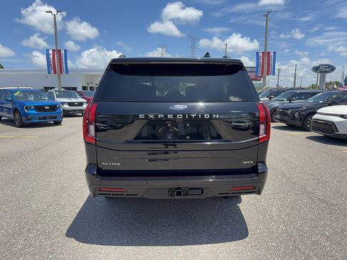 Certified 2025 Ford Expedition Max Active AWD/4WD image 6