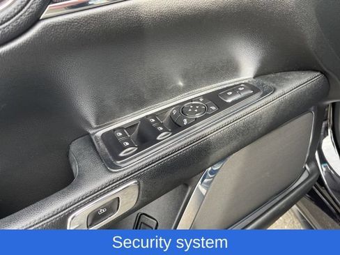 Used 2020 Lincoln Continental Reserve w/ Rear Seat Amenities Package AWD/4WD image 26