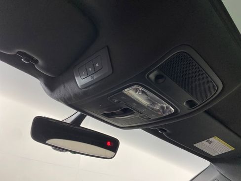 Used 2018 Audi Q3 2.0T Premium image 24