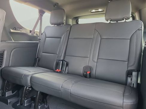 New 2026 Chevrolet Suburban LT w/ Comfort Package RWD image 14