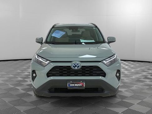 Used 2023 Toyota RAV4 XLE Premium image 8