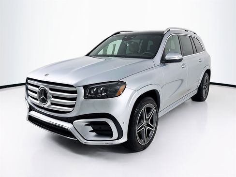 New 2026 Mercedes-Benz GLS 450 4MATIC image 3