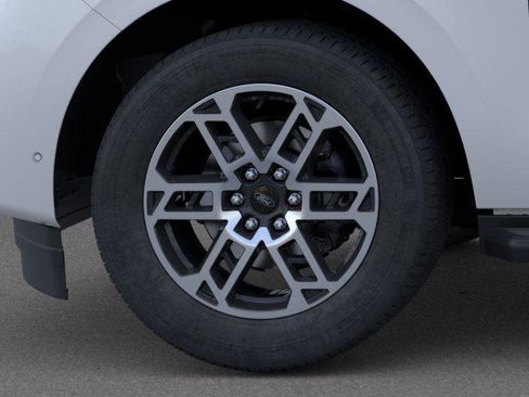 New 2026 Ford Expedition Active image 19